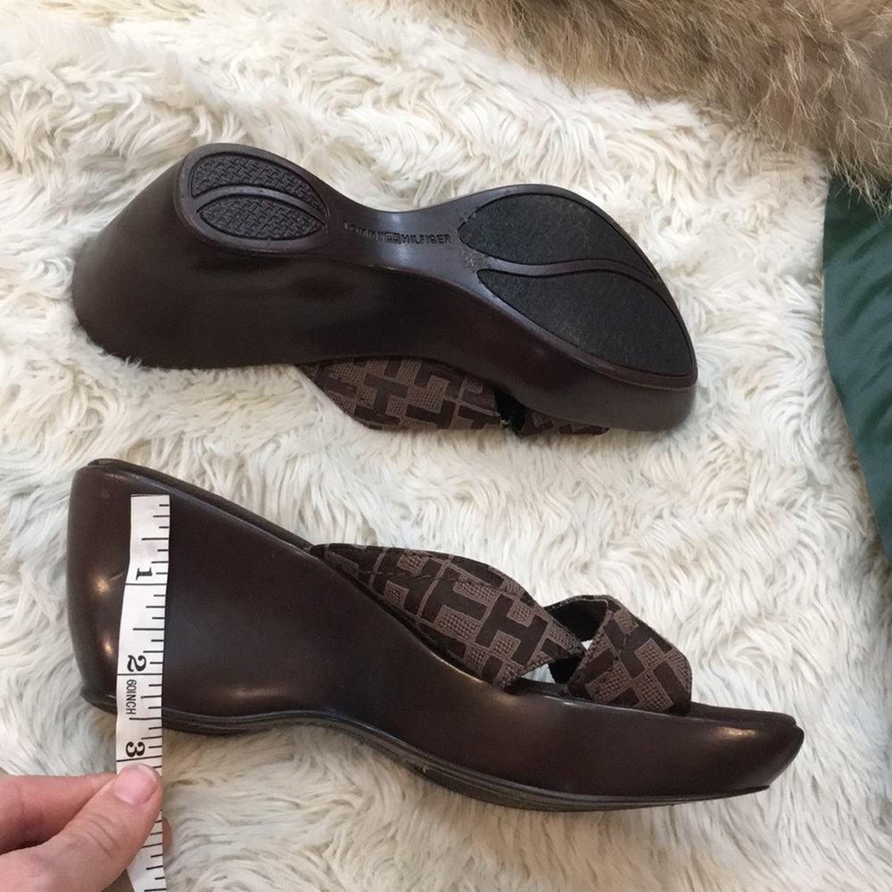 TOMMY HILFIGER heels, size 6 - Picture 5 of 6